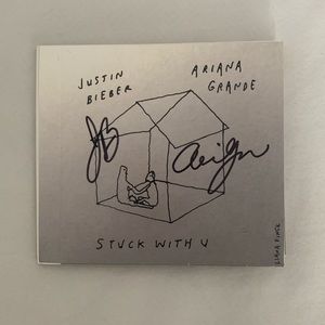 ARIANA GRANDE AND JUSTIN BIEBER SIGNED CD